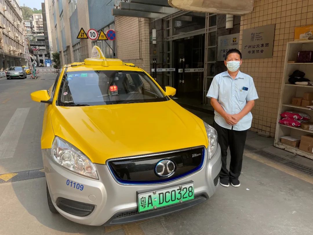 广州市交委回优发国际应：出租车司机缺口1万 建议提高司机收入